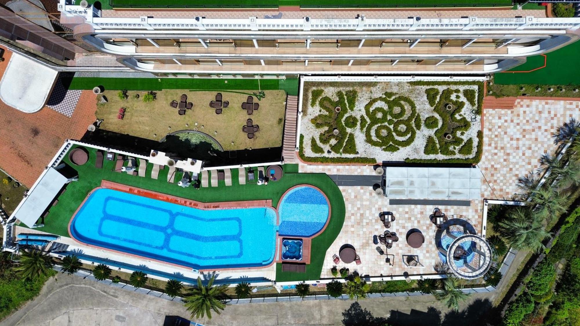 Goldone Hotel & Suites Seogwipo Ngoại thất bức ảnh