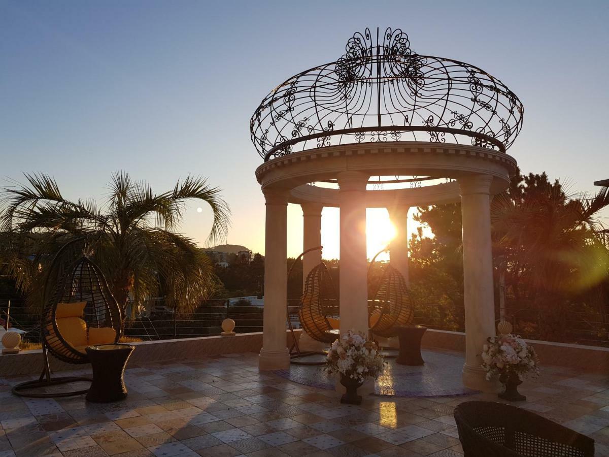 Goldone Hotel & Suites Seogwipo Ngoại thất bức ảnh
